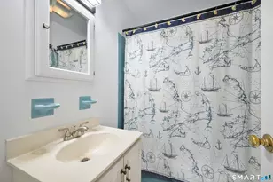 2 Finch Ct, Norwalk, CT 06854 - Photo 11