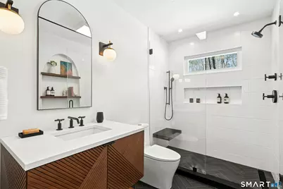 95 Louises Lane, New Canaan, CT 06840 - Photo 13