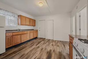 22 Chappell St, New London, CT 06320 - Photo 13