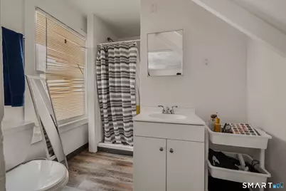 22 Chappell Street, New London, CT 06320 - Photo 27