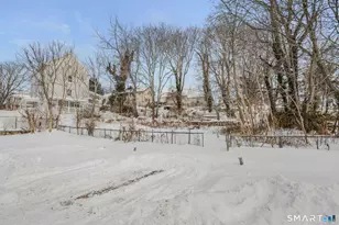 22 Chappell St, New London, CT 06320 - Photo 9