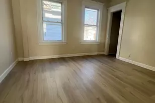 352 Wilmot Ave, Bridgeport, CT 06607 - Photo 3