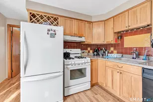 20 Fitzpatrick Rd, Ansonia, CT 06401 - Photo 11