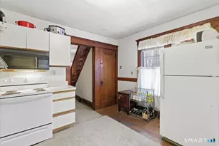 93 Cannon St, Hamden, CT 06518 - Photo 11