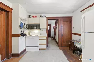 93 Cannon St, Hamden, CT 06518 - Photo 9