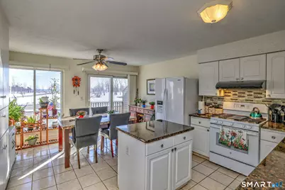 375 Captain Thomas Boulevard #51, West Haven, CT 06516 - Photo 7