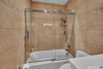 61 Seaview Avenue #APT 42, Stamford, CT 06902 - Photo 17