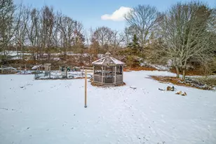 1 River St, Stonington, CT 06379 - Photo 5