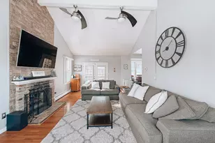 24 Deer Run Dr, Seymour, CT 06483 - Photo 7