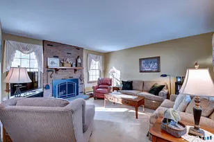 48 Devonshire Dr, South Windsor, CT 06074 - Photo 17