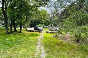 92 Compo Rd S, Westport, CT 06880 - Photo 17
