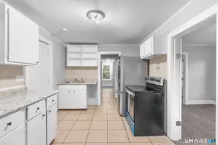 19 Woodbridge Ave, Ansonia, CT 06401 - Photo 11