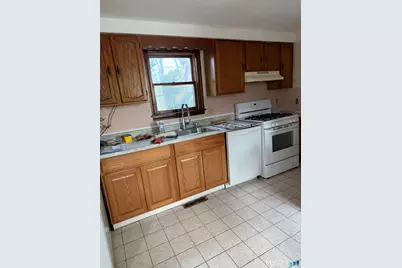 265 Oakland Street, Manchester, CT 06042 - Photo 5