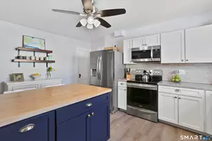 168 Bennett St, Fairfield, CT 06825 - Photo 13