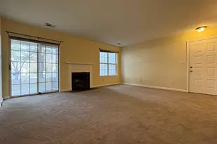 15 Forest Glen Cir, Middletown, CT 06457 - Photo 3