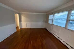 204 Cherry Hill Dr, Bridgeport, CT 06606 - Photo 1