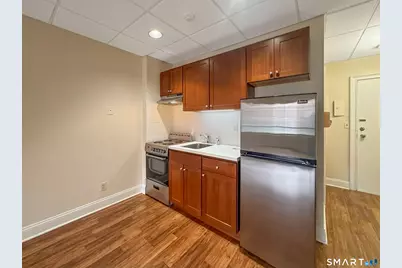 14 Post Road #C, Westport, CT 06880 - Photo 5