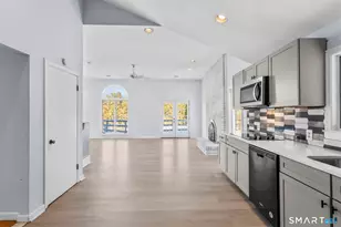 338 Kenwood Ave, Hamden, CT 06518 - Photo 15