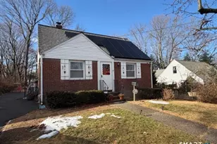 36 Rolfe St, Hamden, CT 06517 - Photo 1