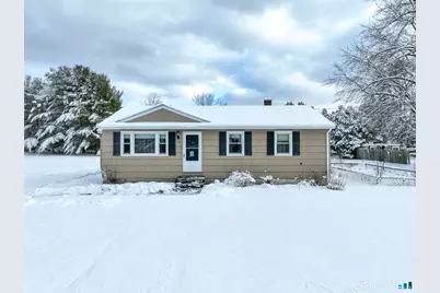 19 Plaza Street, Brooklyn, CT 06234 - Photo 1