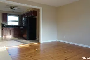 28 Sampson St, Bridgeport, CT 06606 - Photo 3