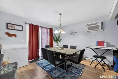 18 Cadbury Place, Naugatuck, CT 06770 - Photo 5