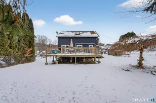 18 Cadbury Pl, Naugatuck, CT 06770 - Photo 29