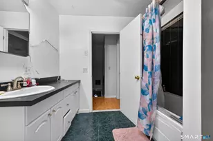 18 Cadbury Pl, Naugatuck, CT 06770 - Photo 21