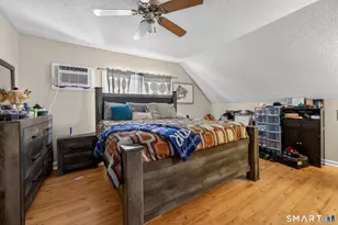 18 Cadbury Pl, Naugatuck, CT 06770 - Photo 15