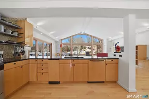 156 Intervale Rd, Stamford, CT 06905 - Photo 7