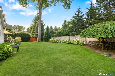 56 Kimberly Place, New Canaan, CT 06840 - Photo 33