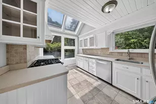 119 Peaceable St, Redding, CT 06896 - Photo 7