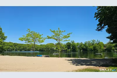 29 Carol Street, Danbury, CT 06810 - Photo 33
