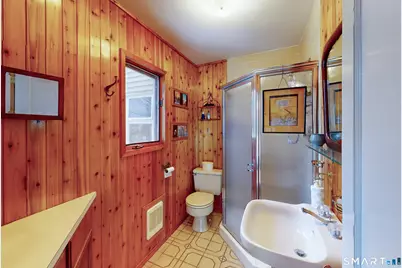 29 Carol Street, Danbury, CT 06810 - Photo 19