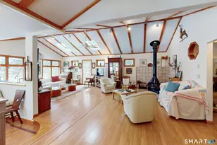 29 Carol St, Danbury, CT 06810 - Photo 3