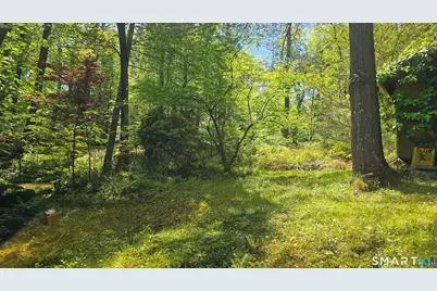 29 Carol Street, Danbury, CT 06810 - Photo 31