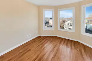 34 Wolcott St, New Haven, CT 06513 - Photo 3