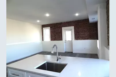 2806 Fairfield Avenue #201, Bridgeport, CT 06605 - Photo 5