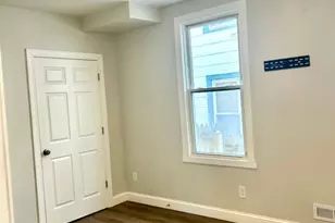 124 Charles St, Waterbury, CT 06708 - Photo 9