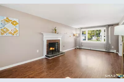 17 Douglas Drive, Enfield, CT 06082 - Photo 9