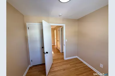 33 Center Avenue, Norwalk, CT 06851 - Photo 11