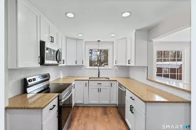 608 Kennedy Road, Windsor, CT 06095 - Photo 13