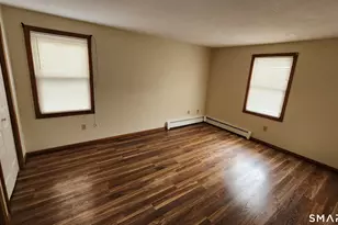 70 Andrews St, Meriden, CT 06451 - Photo 9