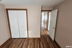 70 Andrews St, Meriden, CT 06451 - Photo 7