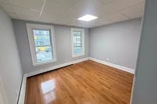 276 Pequonnock St, Bridgeport, CT 06604 - Photo 7