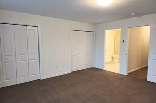 22 Lombard Cir, North Haven, CT 06473 - Photo 11