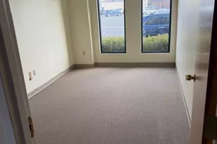 203 A Locust St, Hartford, CT 06114 - Photo 1