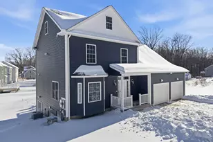 2125 Long Hill Rd, Guilford, CT 06437 - Photo 3