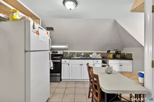 1440 Wood Ave, Bridgeport, CT 06604 - Photo 21