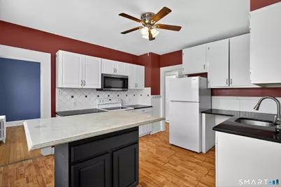 1440 Wood Avenue, Bridgeport, CT 06604 - Photo 11